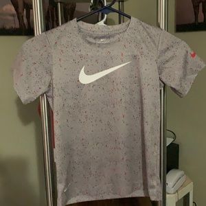 Nike gray dri fit with red and dark gray specs